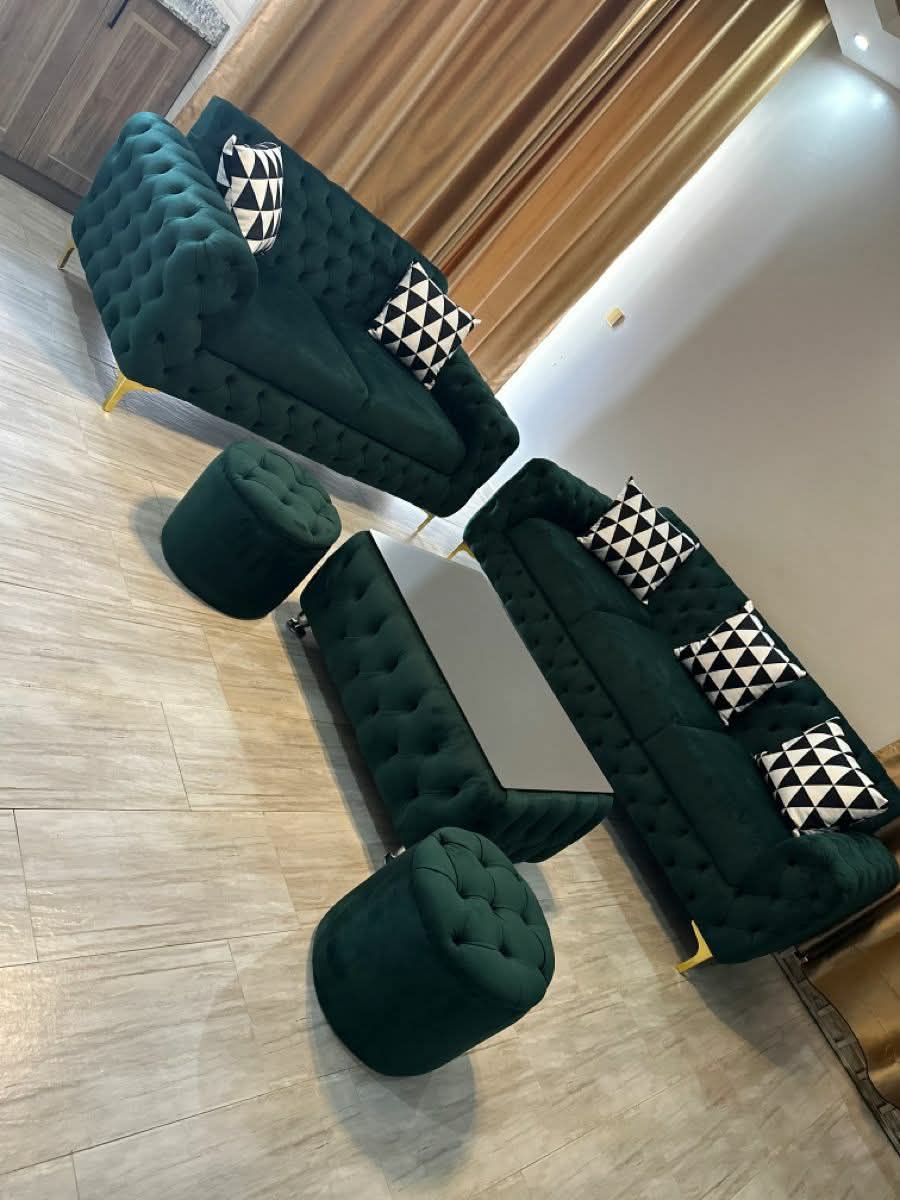 5 Seater Modern Sofa - Eagle Furniture Ngara